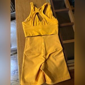 Aritzia Orange Sports Bra and Bike Shorts Set Size XS
